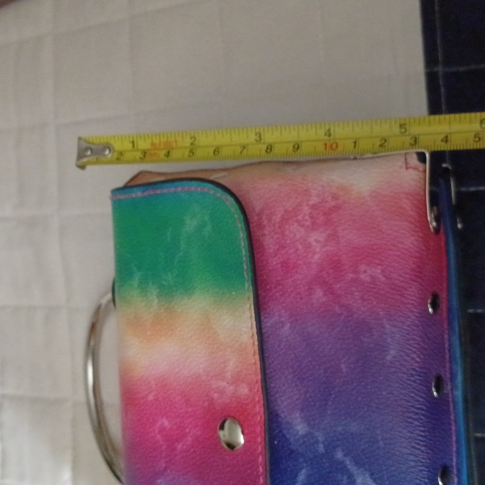 Rainbow Purse - Picture 5 of 6